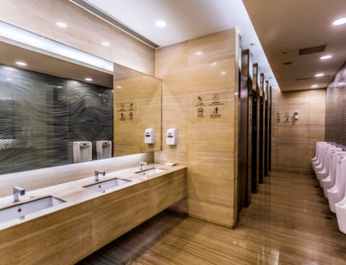 Produtos de limpeza para banheiro: compre e saiba quais usar