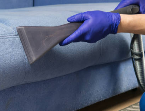 Limpeza de sofá: como limpar e quais produtos utilizar?